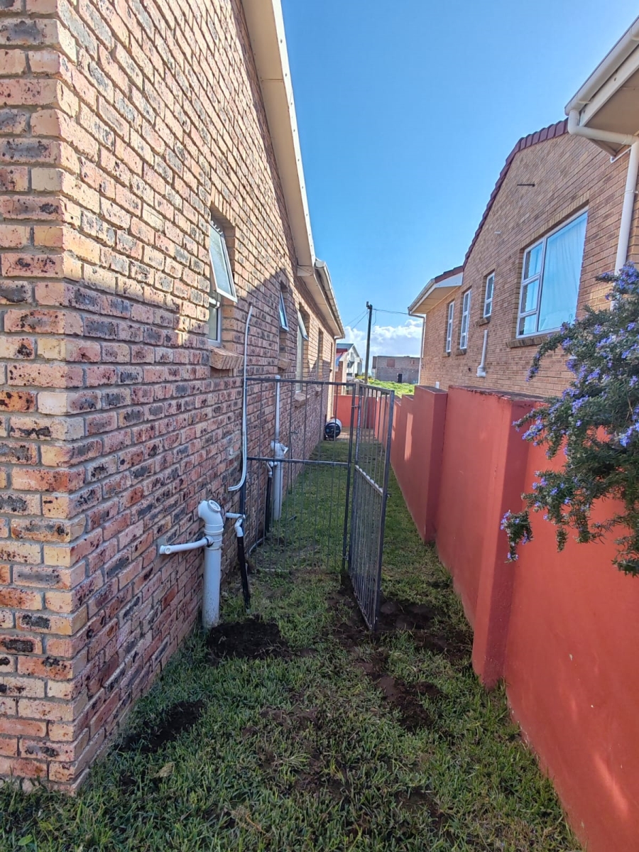 3 Bedroom Property for Sale in De Kelders Western Cape